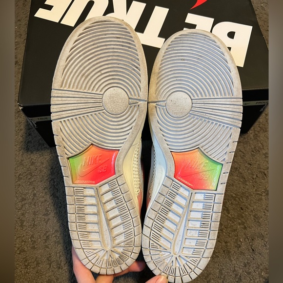 Nike SB Dunk Low Pro BT
BE TRUE - Picture 4 of 4